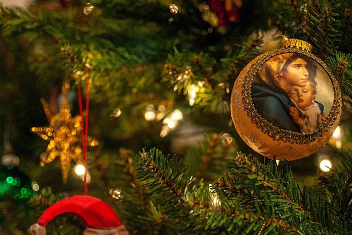 Christmas information and Christmas celebration around the world